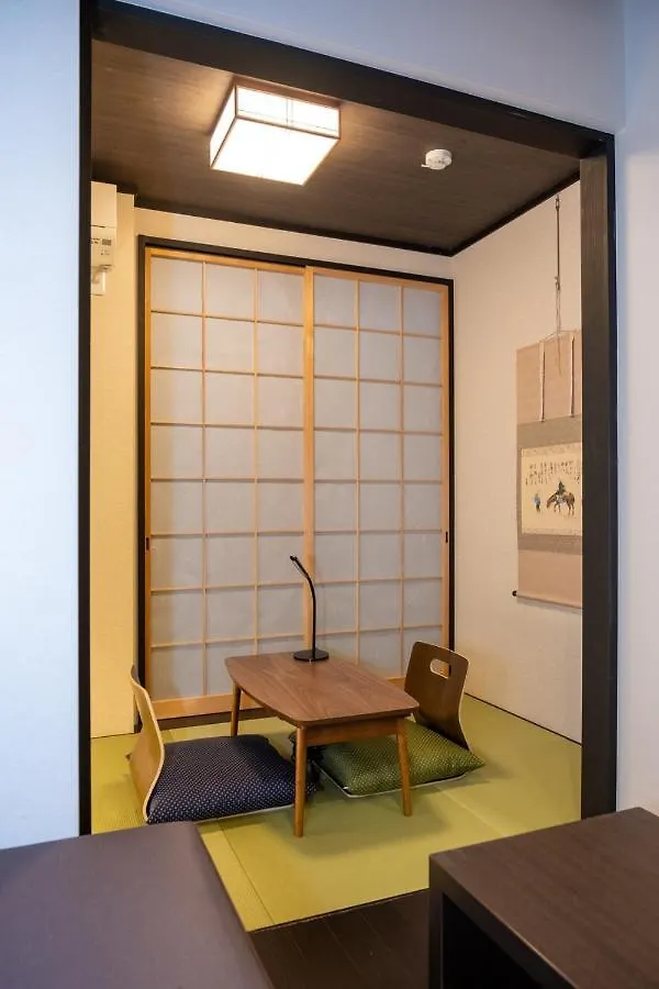 Little Hotel Kyoto Karasuma Takatsuji 0*,